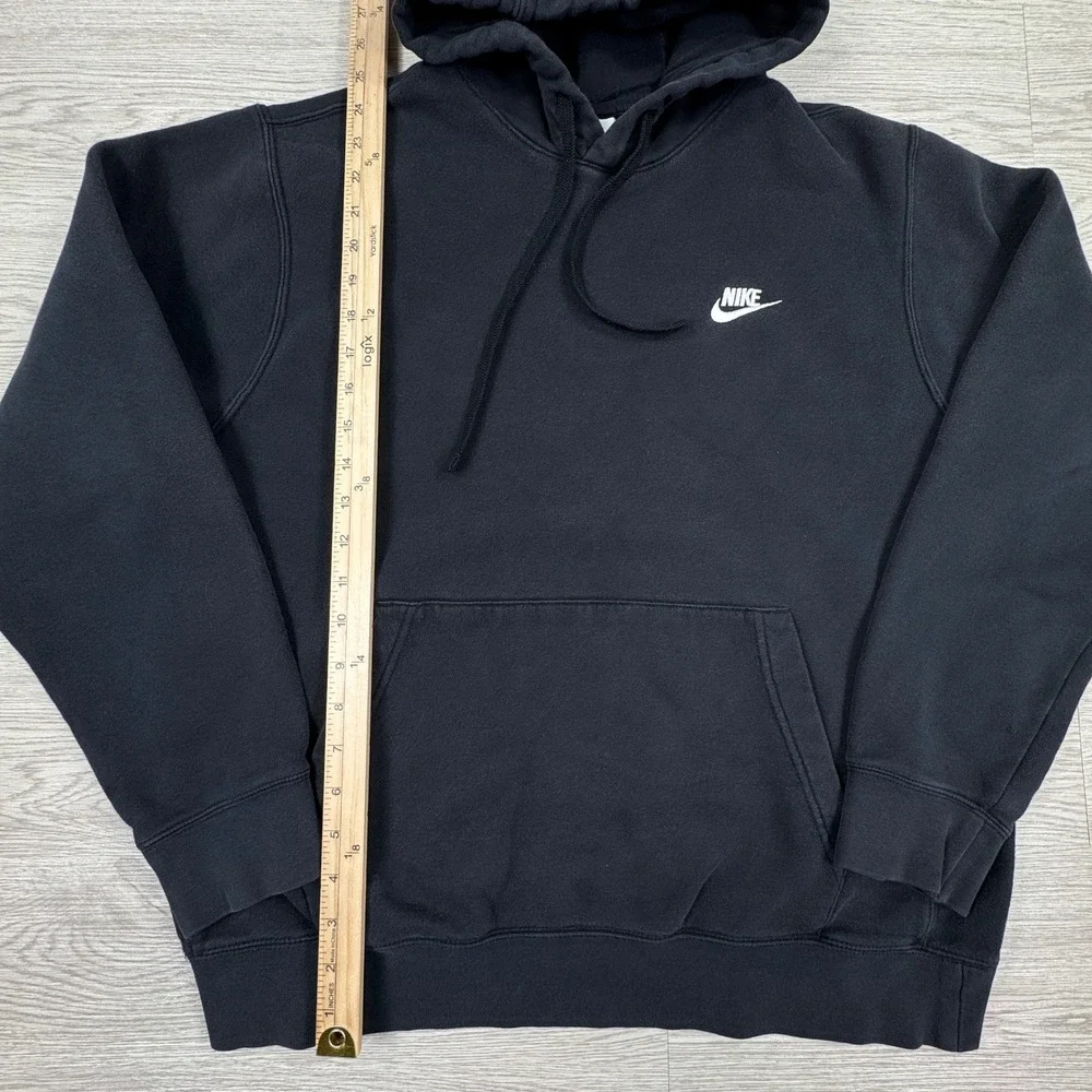 Nike *orders ship